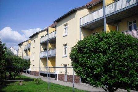 Thumbnail-2-Raum Wohnung mit Balkon im 1.OG nähe Krankenhaus zu vermieten