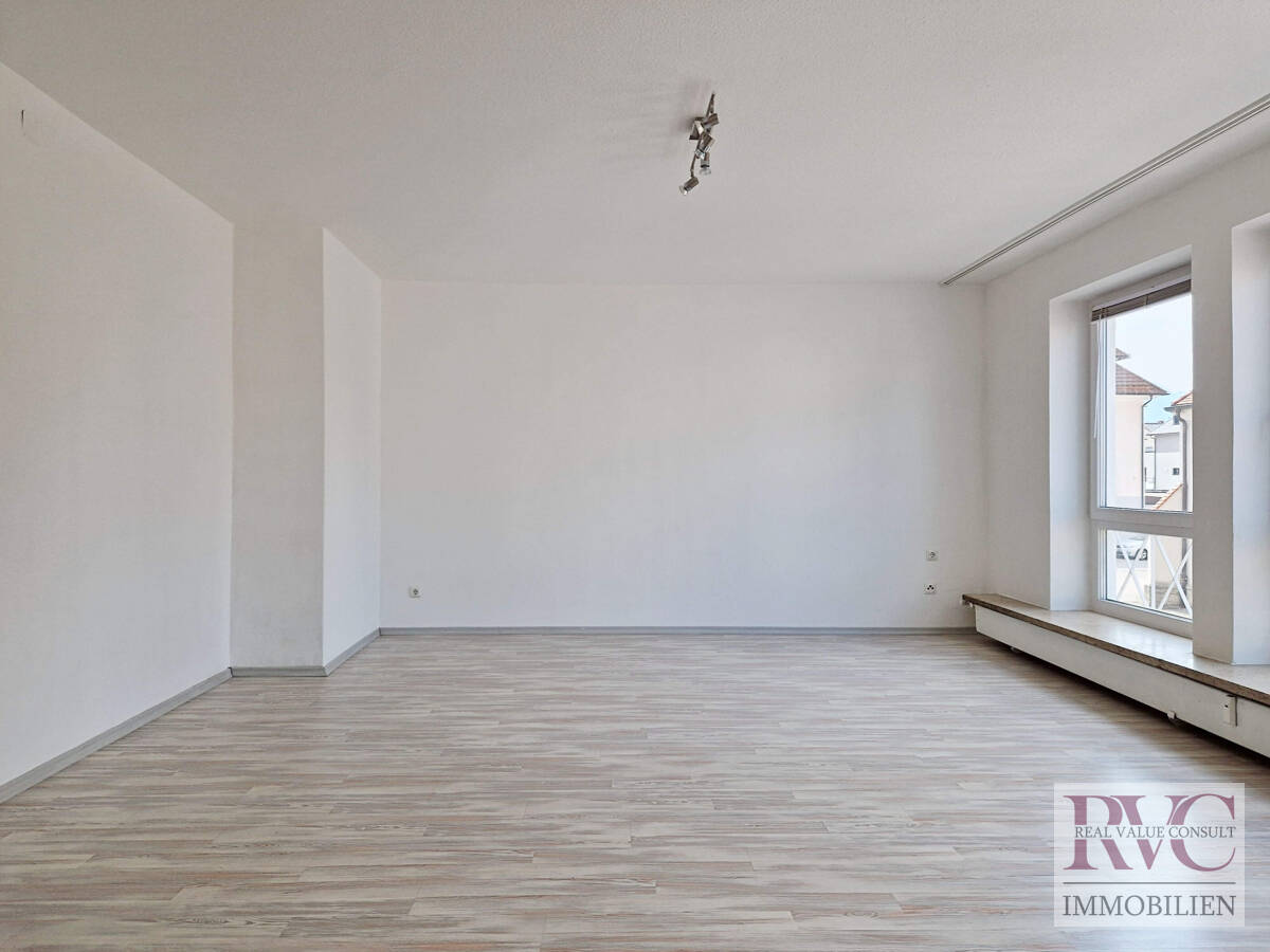 Thumbnail-Großzügige, sehr helle Wohnung - absolut zentral in Freilassing - flexible Nutzungsmöglichkeiten