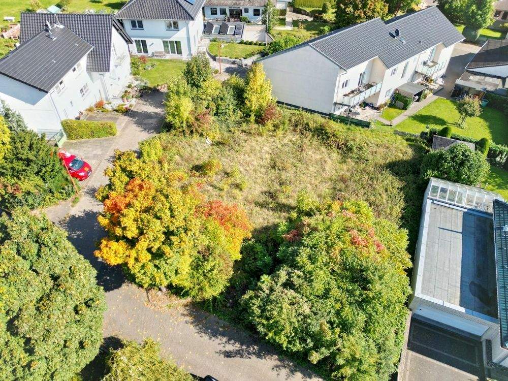 Thumbnail-Wohnen im Grünen: Baugrundstück mit genehmigtem Doppelhauskonzept