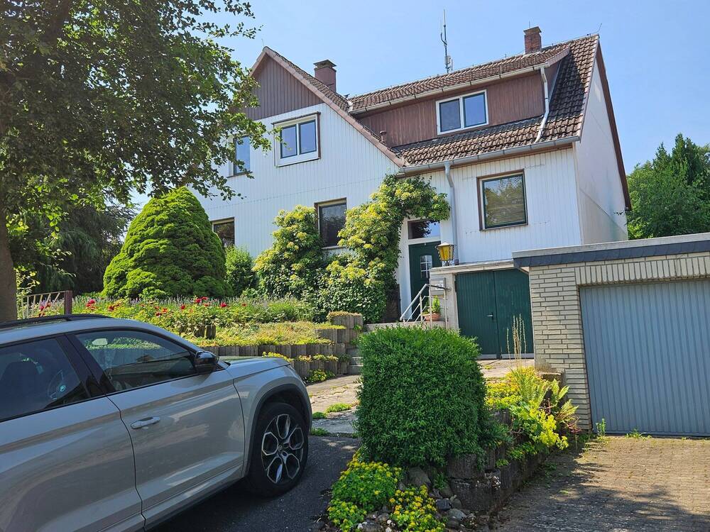 Thumbnail-Mehrfamilienhaus mit Einliegerwohnung und schönem Garten