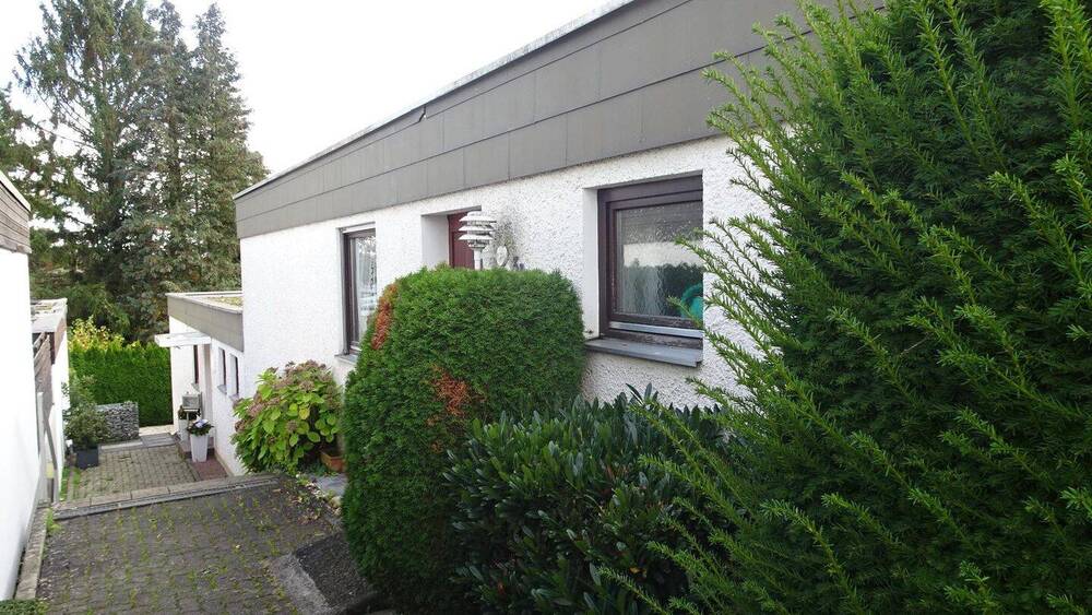 Thumbnail-Provisionsfrei - Barrierefreier Bungalow in Würzburg-Lengfeld