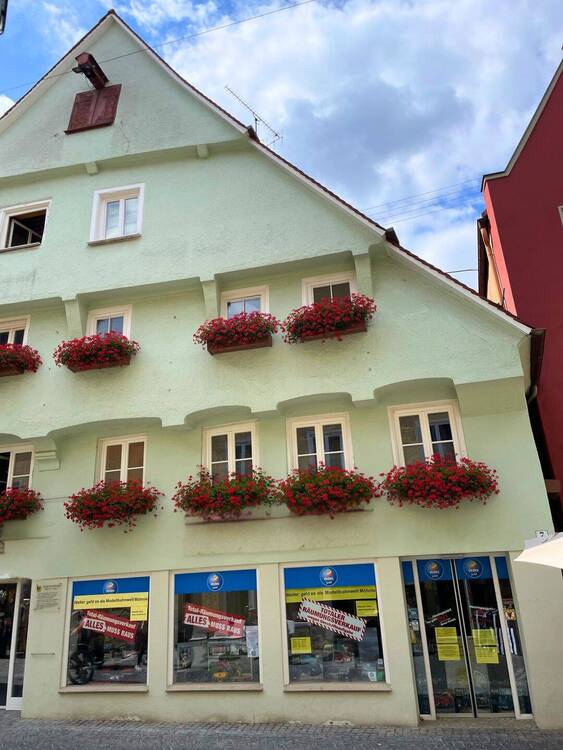 Thumbnail-Seltenes Angebot - Ladengeschäft in 1A-Lage in der Nördlinger Fußgängerzone mit ca. 300m²