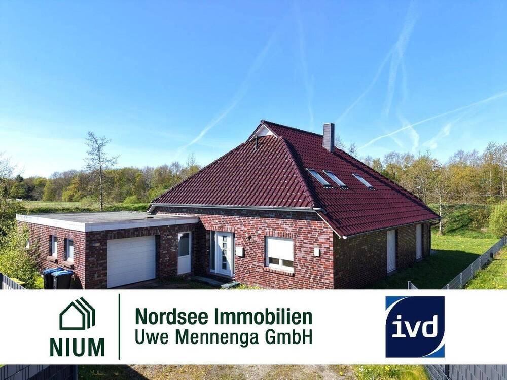 Thumbnail-Exklusives Wohnen mit vielen Extras. Großzügige offene Wohnküche mit moderner Küche und Galerie.