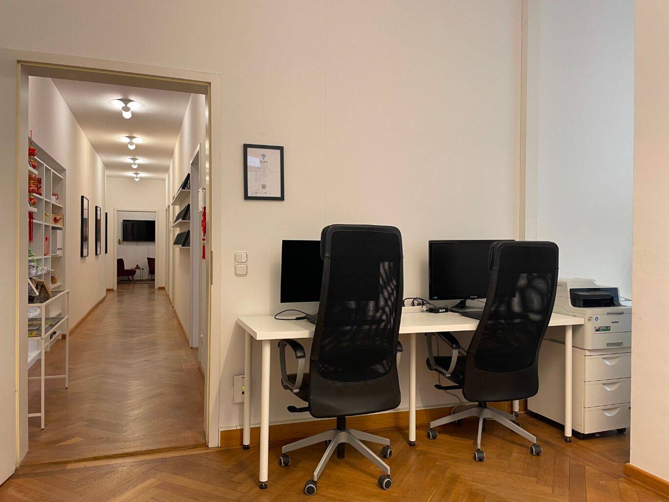 Thumbnail-Toplage München: flexibles Altbau-Büro zur Untermiete