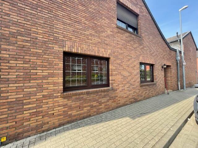 Thumbnail-MeinRaum... Willkommen! Zwei Einfamilienhäuser mit Nebengebäude und einem sehr großen Grundstück in Erkelenz-Katzem