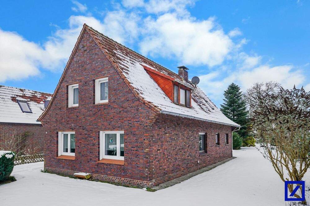 Thumbnail-Familienfreundliches Einfamilienhaus auf großzügigem Grundstück mit Baupotential !