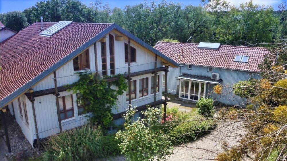 Thumbnail-Bürogebäude mit Potential für Wohnraum