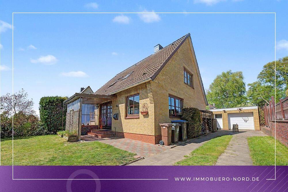 Thumbnail-Vermietetes Einfamilienhaus mit Garage