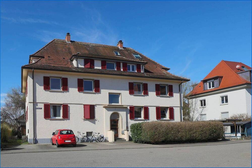 Thumbnail-Sehr schöne attraktive 4,5 Zimmer Wohnung mit Gartenanteil im Herzen von Radolfzell - sofort frei