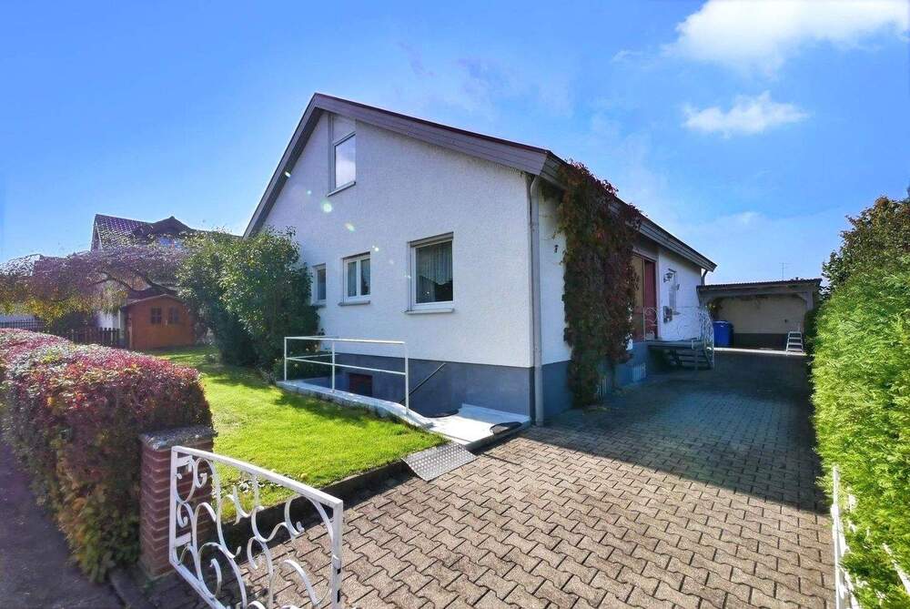 Thumbnail-+++ Charmantes Wohnhaus in Mengen +++