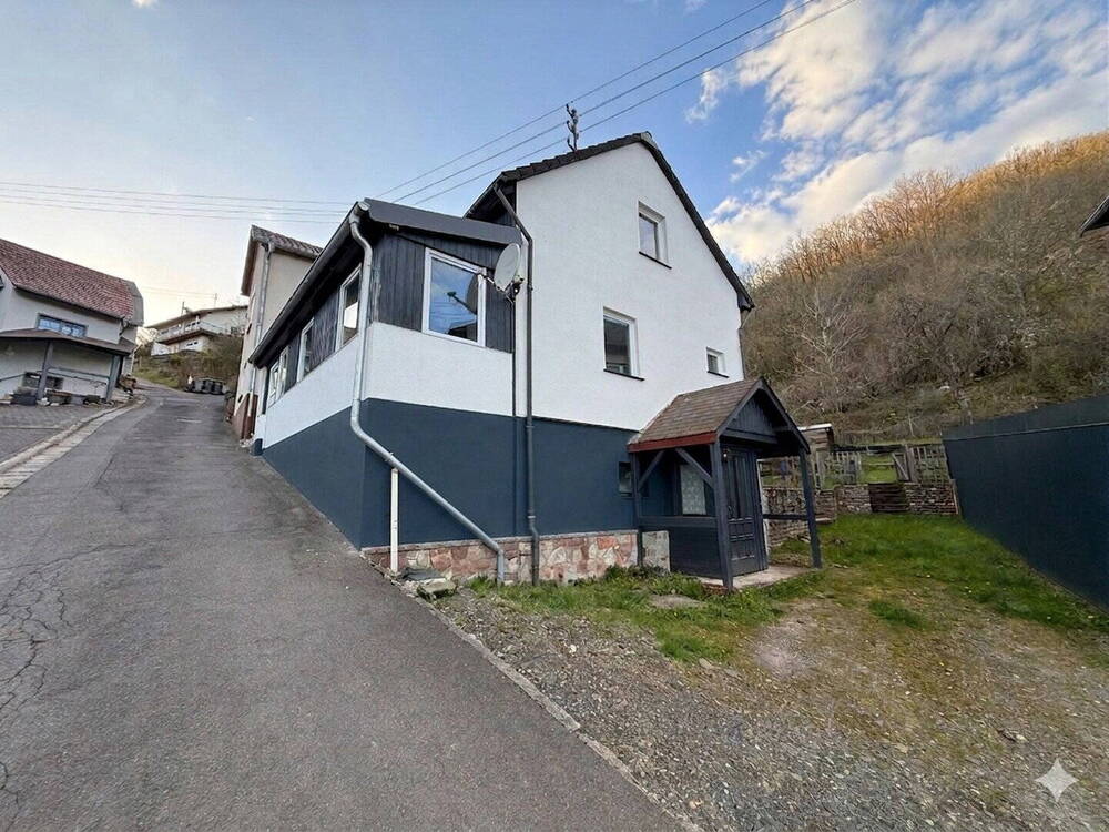 Thumbnail-Erschwingliches & saniertes Einfamilienhaus mit Naturidylle