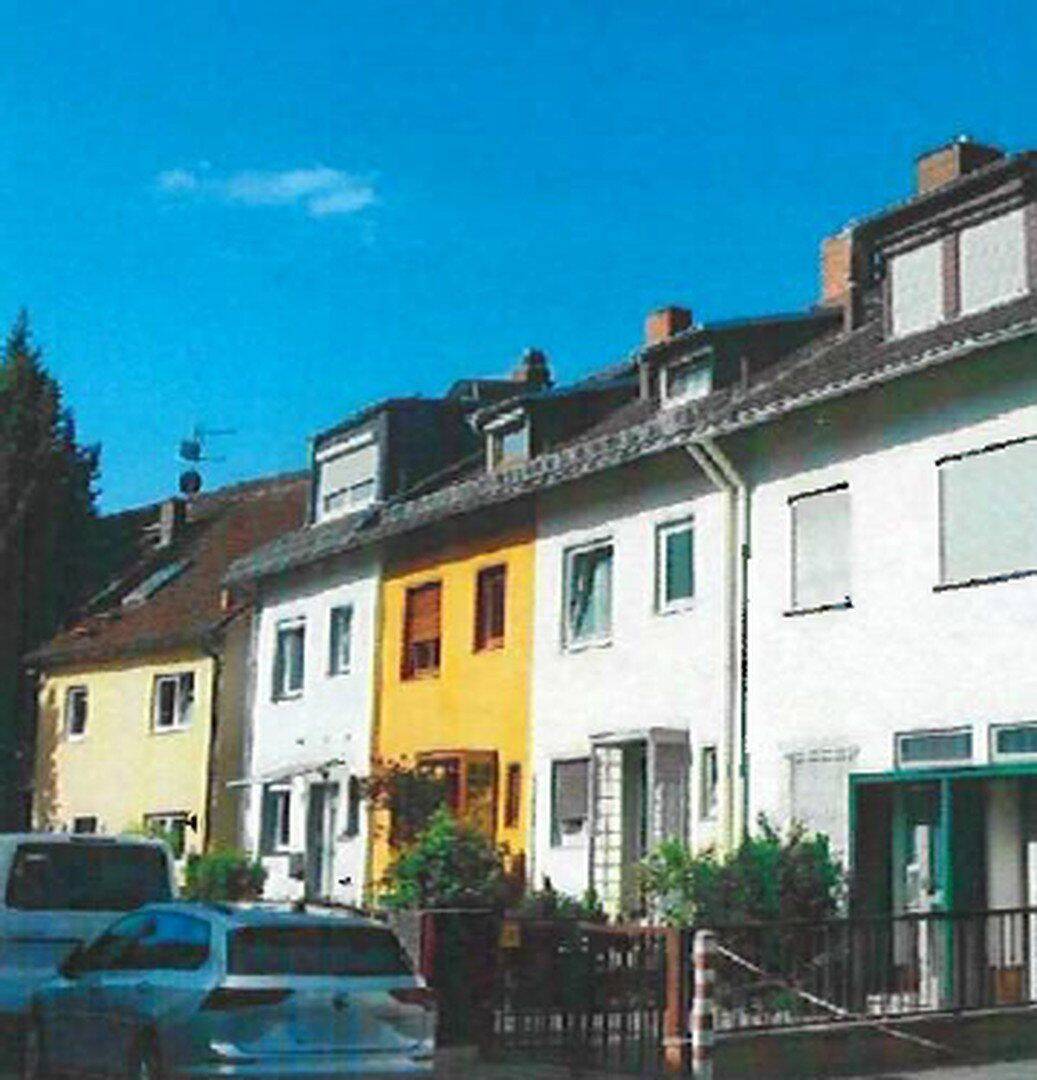 Thumbnail-Reihenmittelhaus mit Potential in ruhiger Lage von Frankfurt-Eschersheim