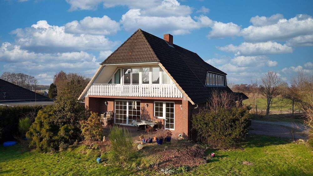 Thumbnail-Ihr Traumhaus mit Kamin, Loggia & großer Terrasse wartet auf Sie!