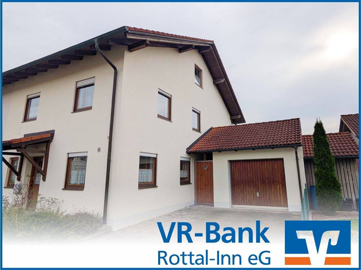 Thumbnail-Attraktive Doppelhaushälfte in zentrumsnaher Lage!