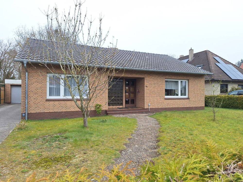 Thumbnail-Einladender Bungalow wartet auf neuen Glanz
