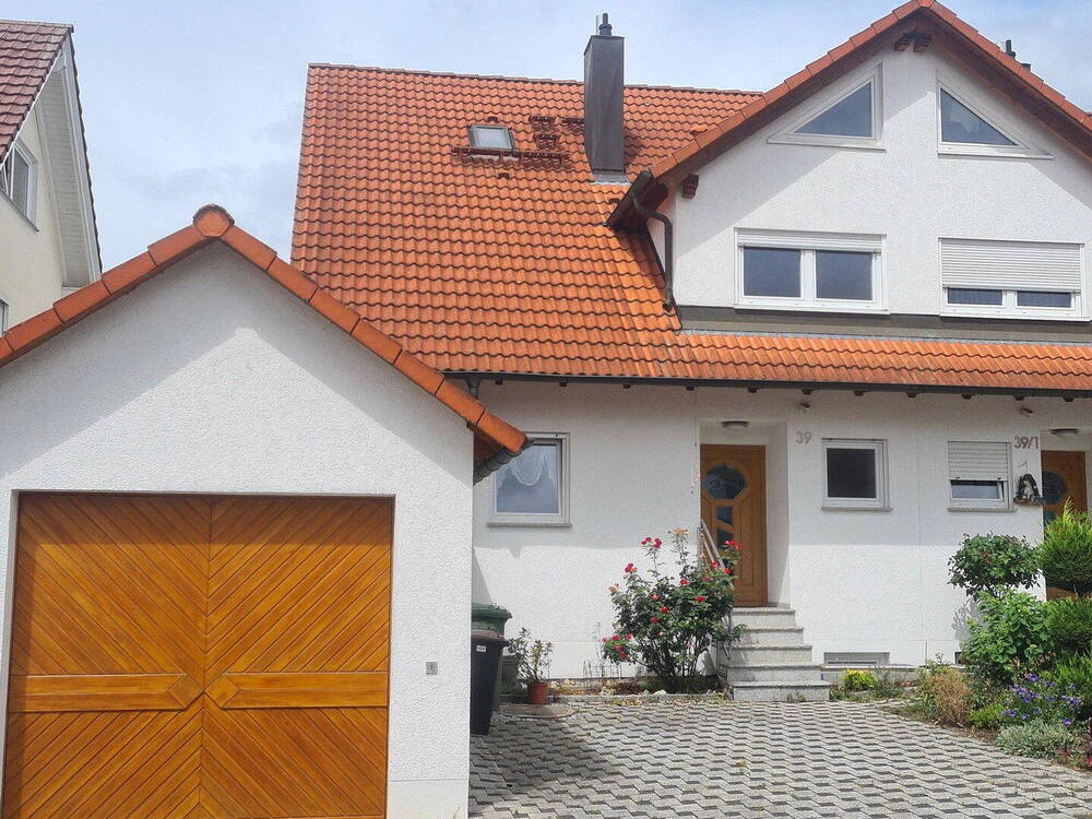 Thumbnail-Doppelhaushälfte in Calw-Heumaden in ruhiger Ortsrandlage