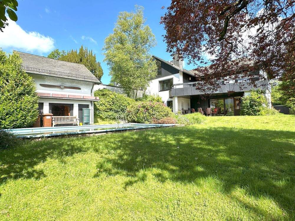 Thumbnail-Traumhaftes Anwesen mit tollem Garten und Pool in bester Lage von Lüdenscheid zu verkaufen!!!