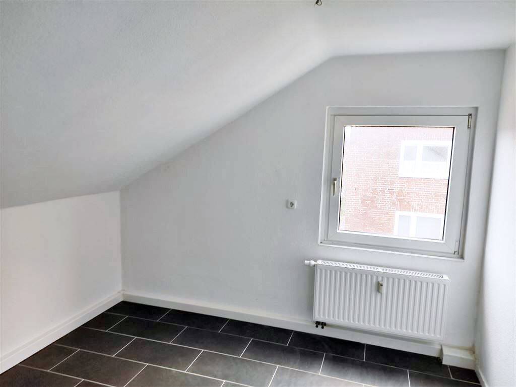 Thumbnail-***Schöne Dachgeschosswohnung sucht nette Mieter***