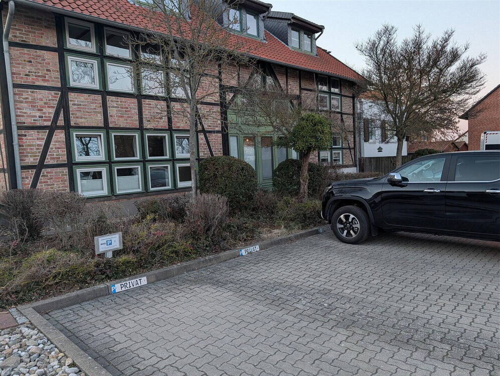 Thumbnail-2.5 Zimmer Erdgeschoßwohnung mit Einstellplatz in Fallersleben