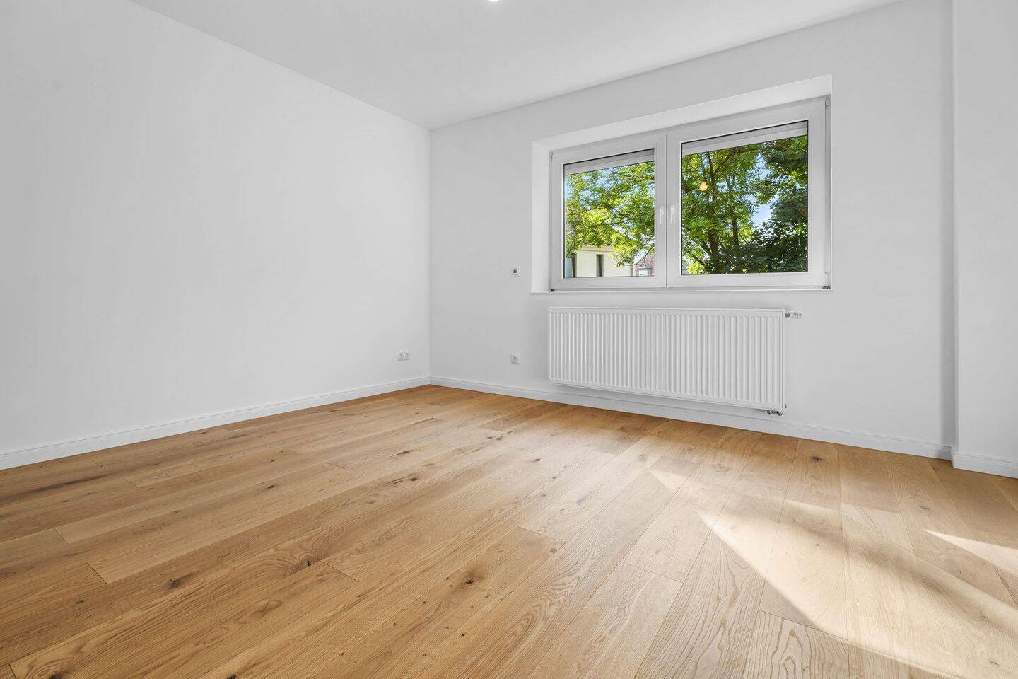 Thumbnail-Frisch sanierte 2-Zimmer Wohnung mit Balkon