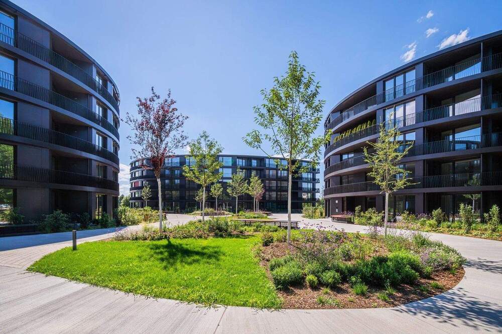 Thumbnail-Erstbezug mit Balkon. Exklusiv Leben nahe der Elbe.