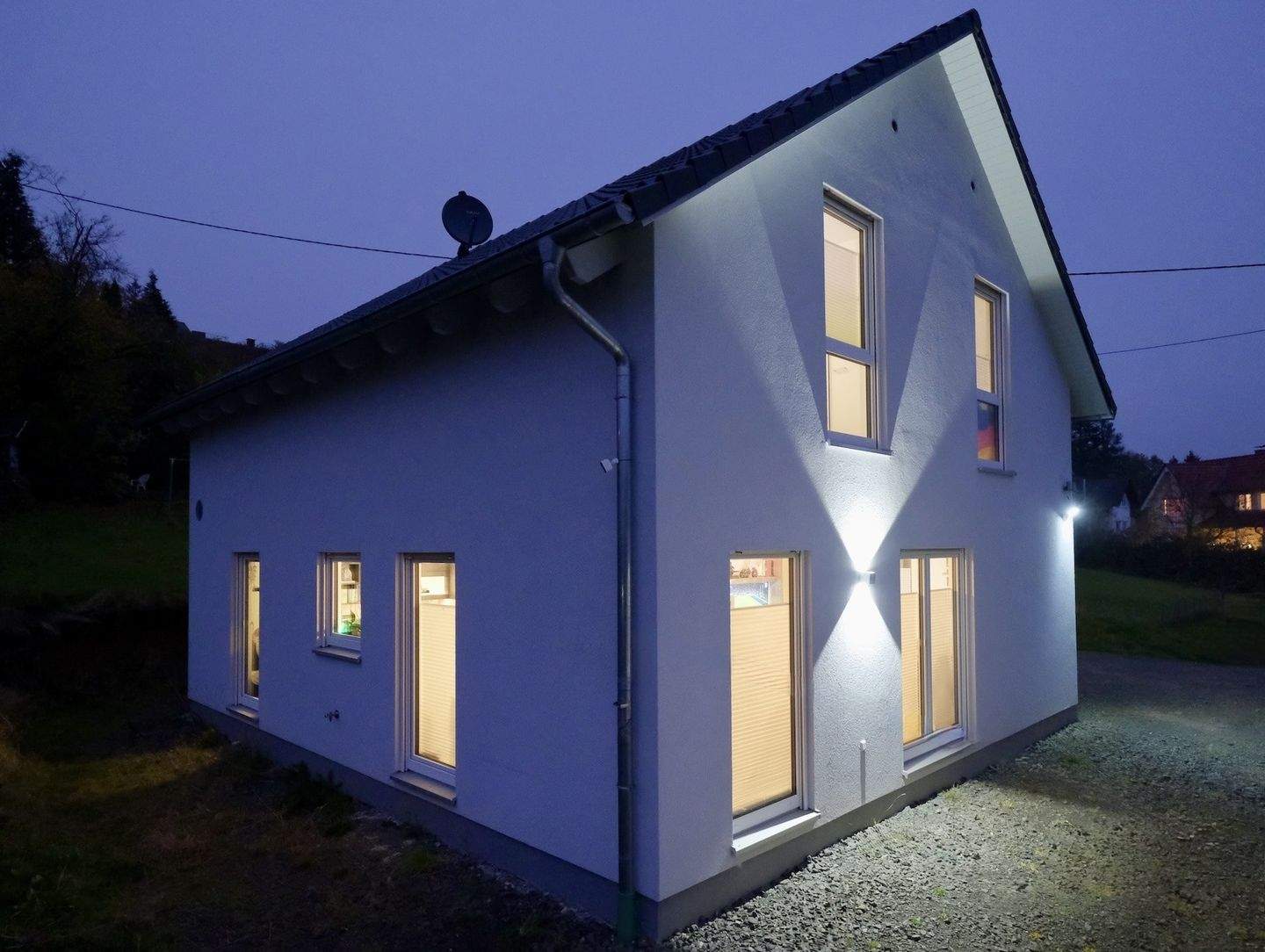 Thumbnail-Fast Neu! Effizientes Niedrigenergiehaus in Oberberg (GM Elbach)