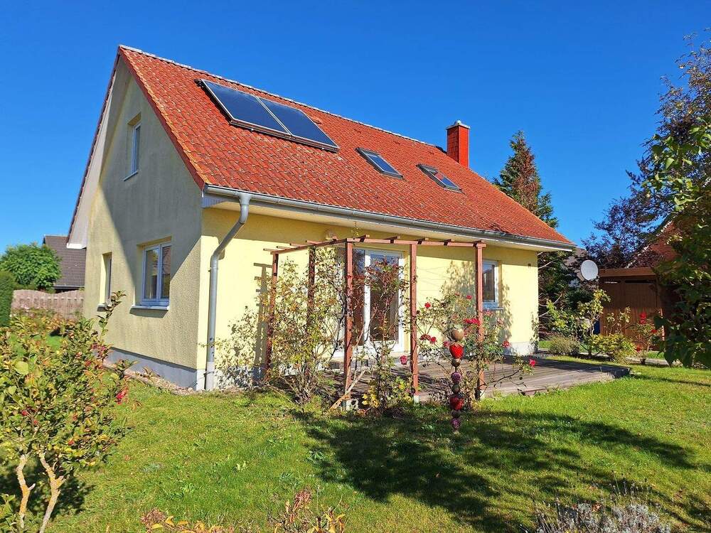 Thumbnail-Gemütliches Einfamilienhaus mit Carport und Garten am Rand von Greifswalds