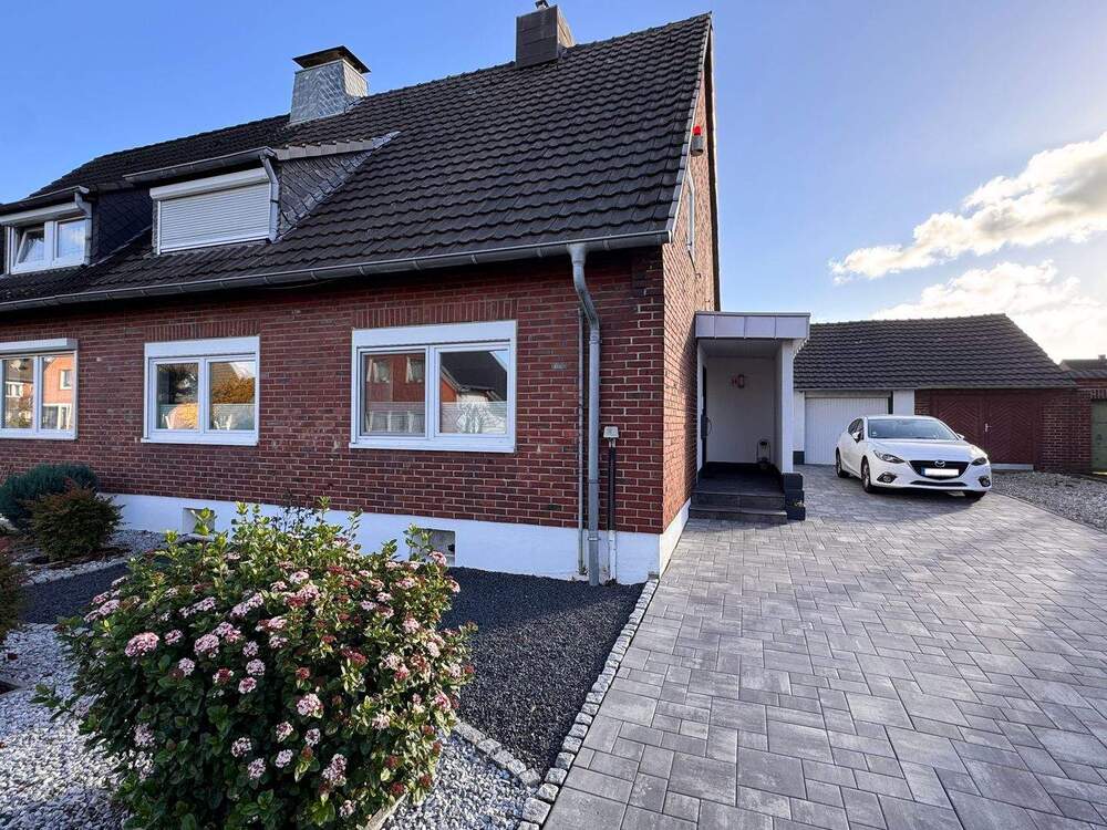 Thumbnail-MeinRaum... Wohlfühlen garantiert - Lassen Sie sich überraschen! Doppelhaushälfte mit Terrasse, großem Garten, Garage und Stellplätzen in Erkelenz