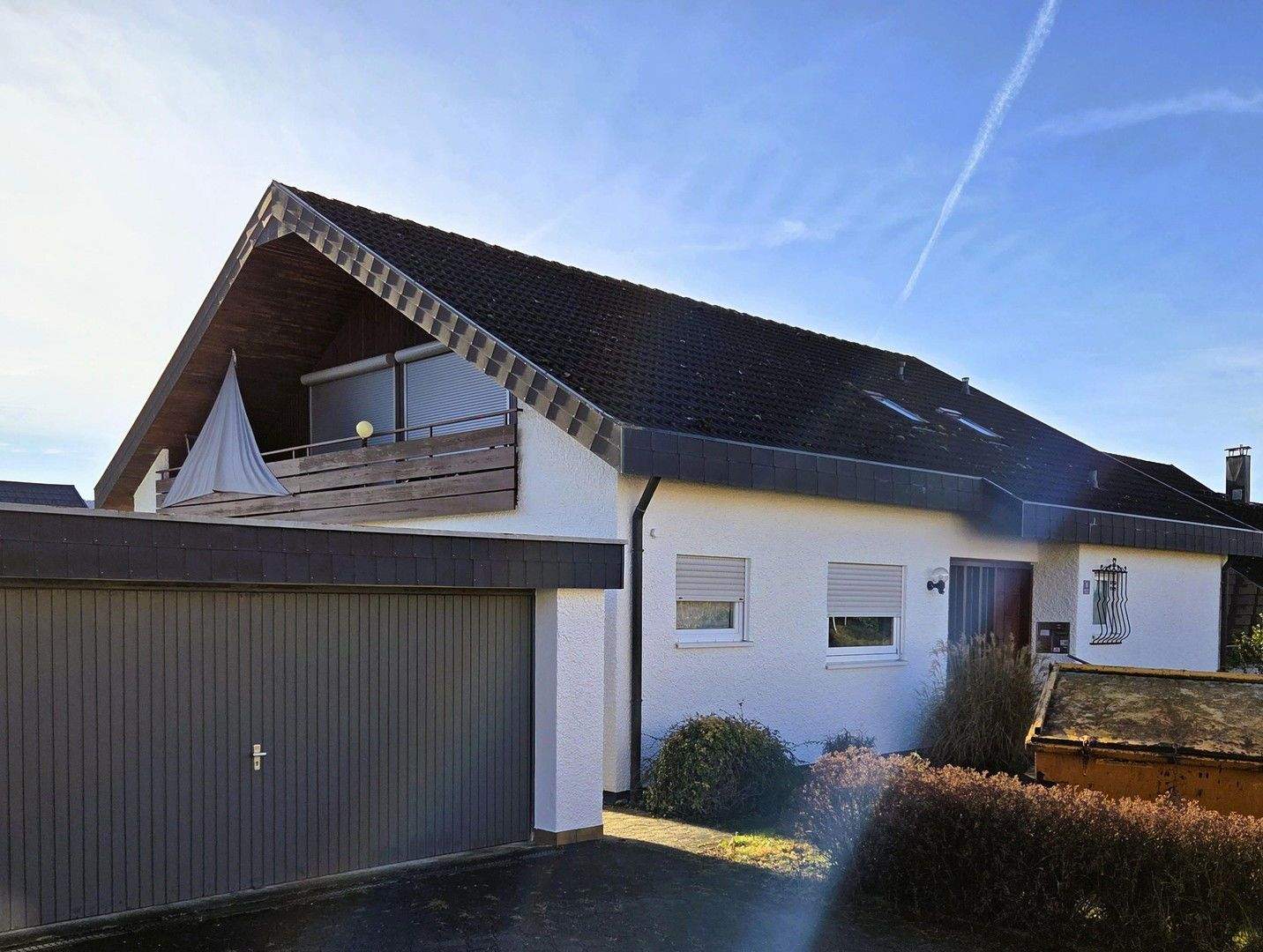 Thumbnail-Schönes Zweifamilienhaus in Böbingen zu verkaufen