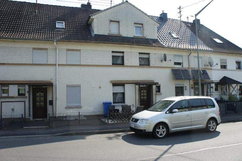 Thumbnail-** ACHTUNG JUNGE FAMILIEN RENOVIERTES - GEMÜTLICHES REIHENMITTELHAUS MIT VIEL PLATZ-IN KATZWINKEL MIT SCHÖNEM GARTENGRUNDSTÜCK****