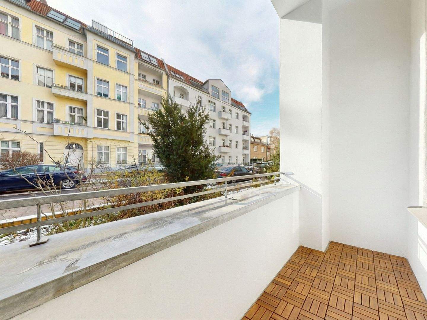 Thumbnail-3-Zimmer-Altbauwohnung mit exklusiver Gartenfläche und Balkon