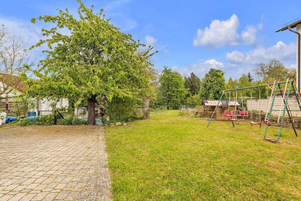 Thumbnail-Platz für einen Neuanfang! Schönes Baugrundstück in Bad Schönborn, OT Bad Mingolsheim!