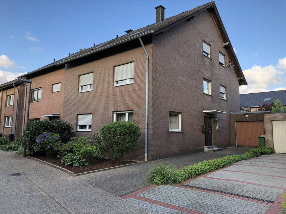 Thumbnail-Beste Wohnlage in Aachen-Brand - Ihr neues Zuhause mit Garten und vielseitiger Nutzung