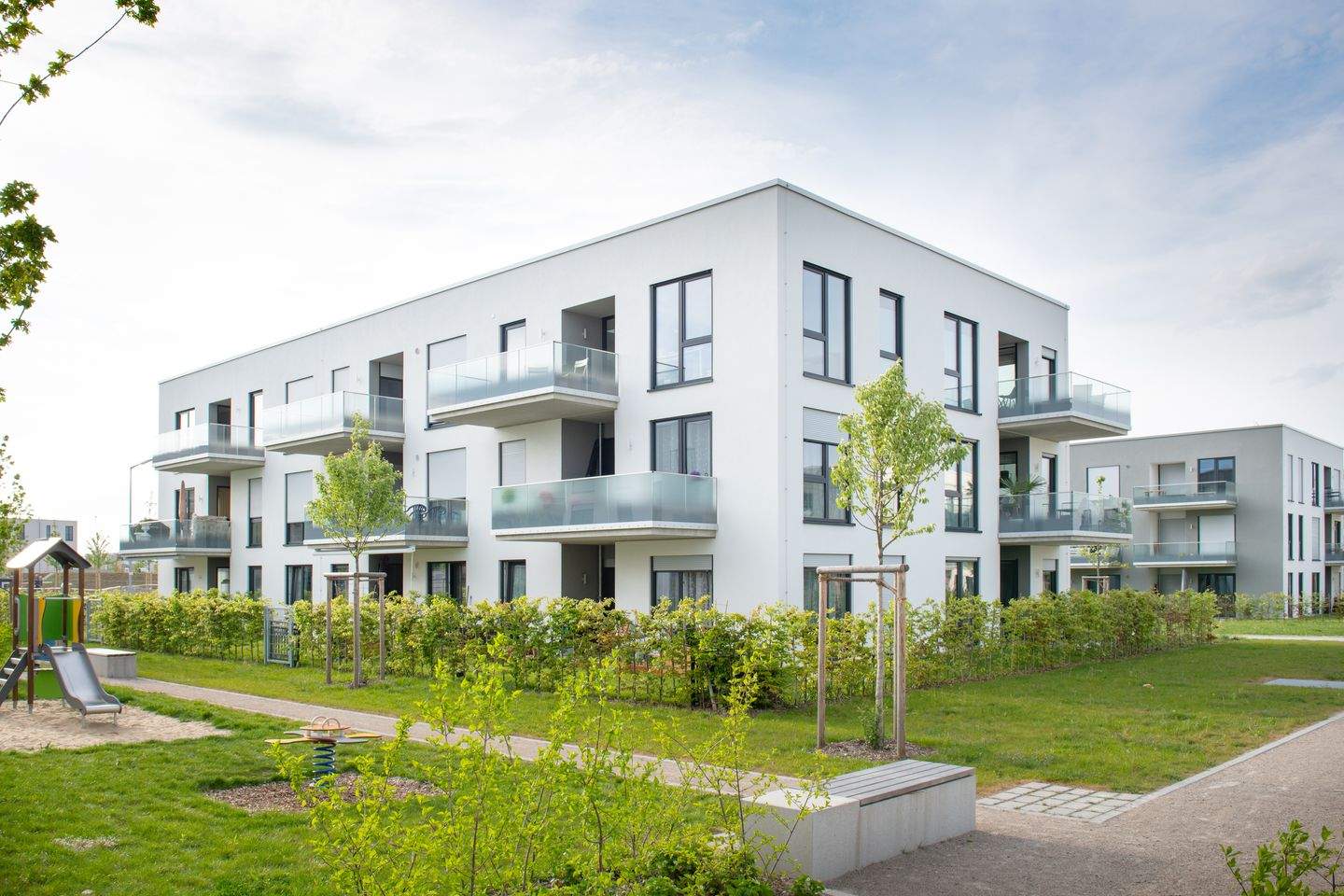 Thumbnail-Ein Plus an Lebensqualität: 4-Zimmer-Wohnung mit Loggiabalkon in Altperlach