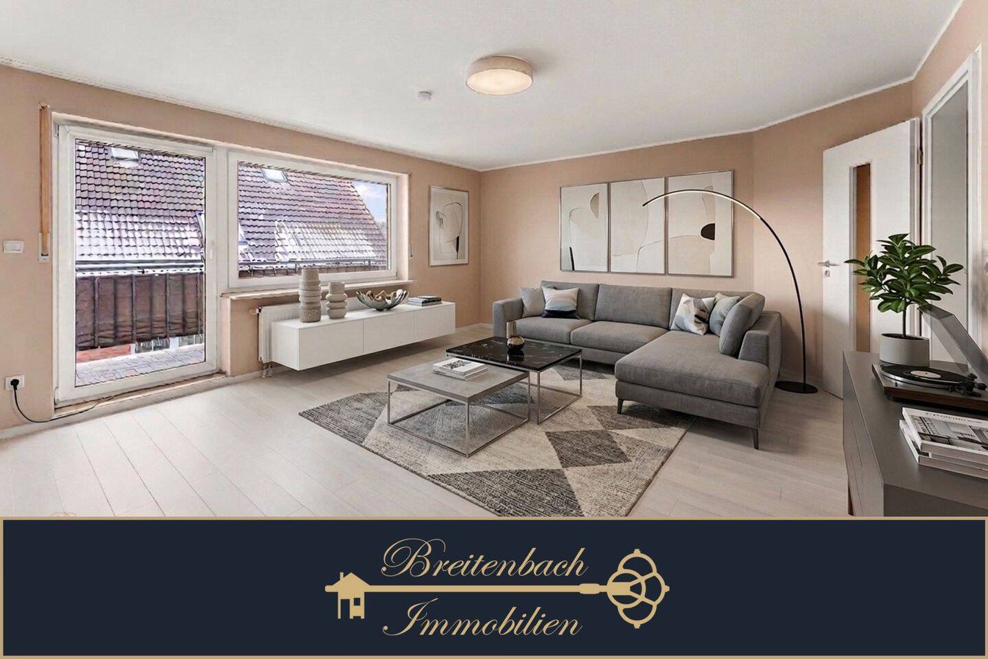 Thumbnail-Gepflegte 4-Zimmer-Wohnung mit Balkon und ausgebautem Dachboden