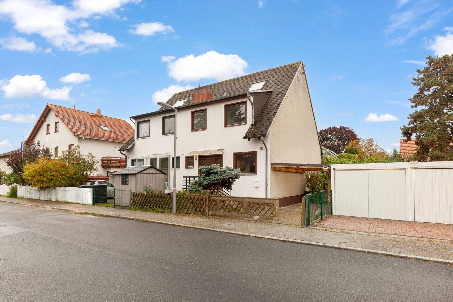 Thumbnail-Doppelhaushälfte im Neuköllner Blumenviertel