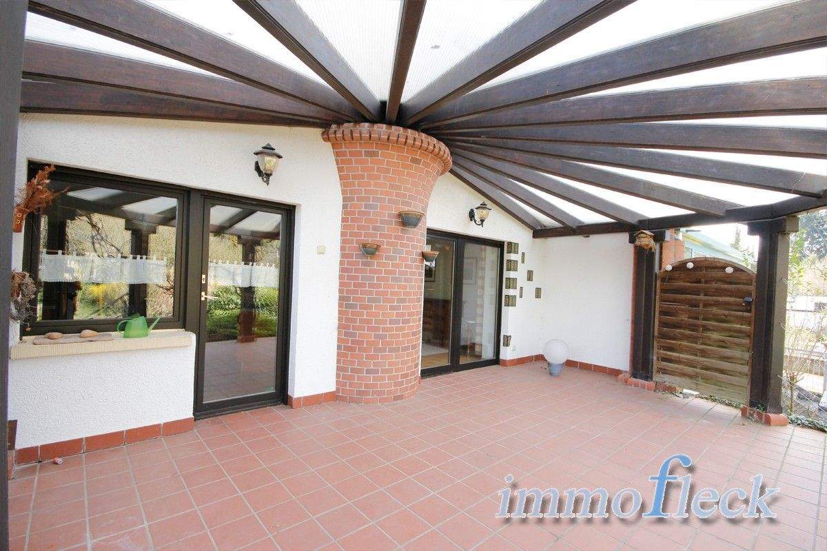 Thumbnail-Stilvolle Doppelhaushälfte auf 927 m² herrlichem Areal!!