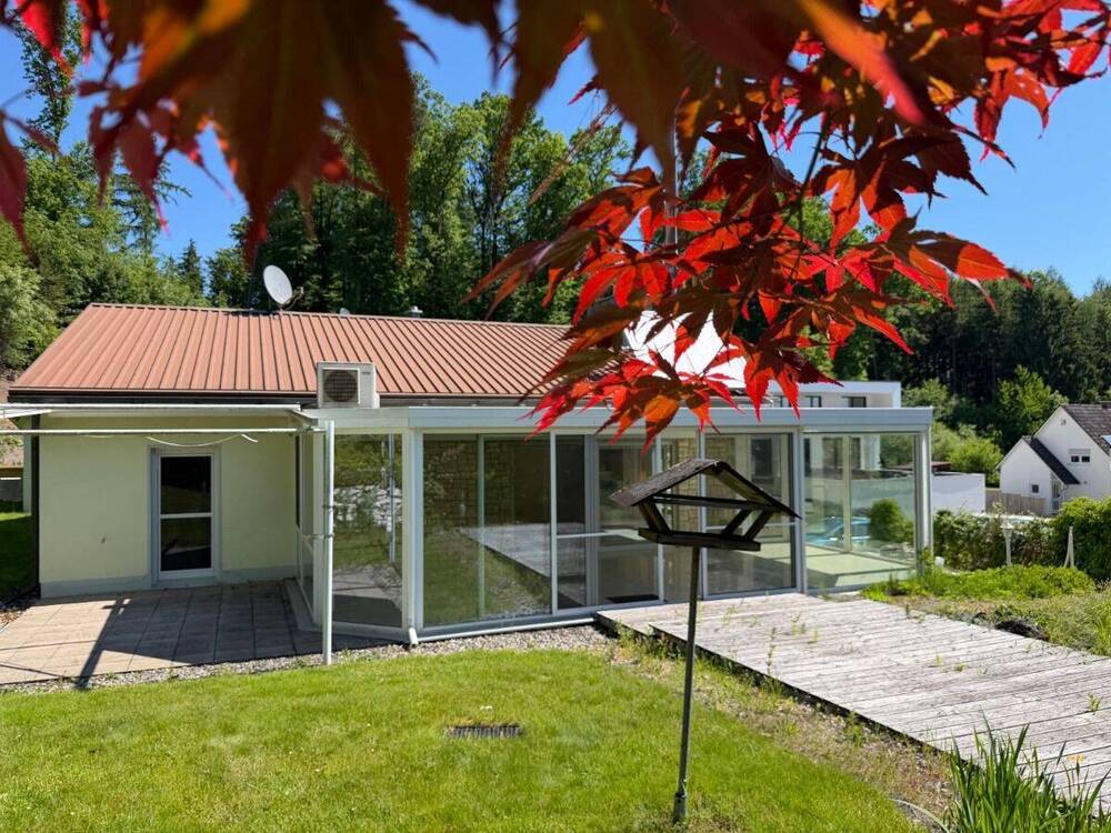 Thumbnail-Wohnen im Grünen - Exklusives Einfamilienhaus mit Waldblick in Aichach-Sulzbach