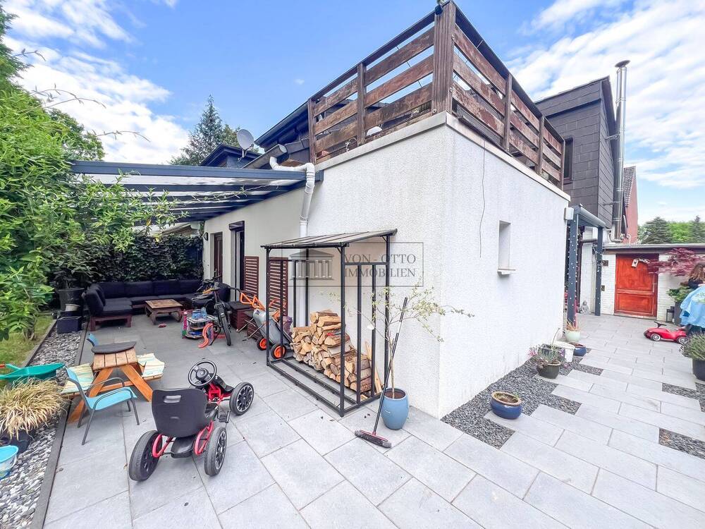 Hintere Terrasse