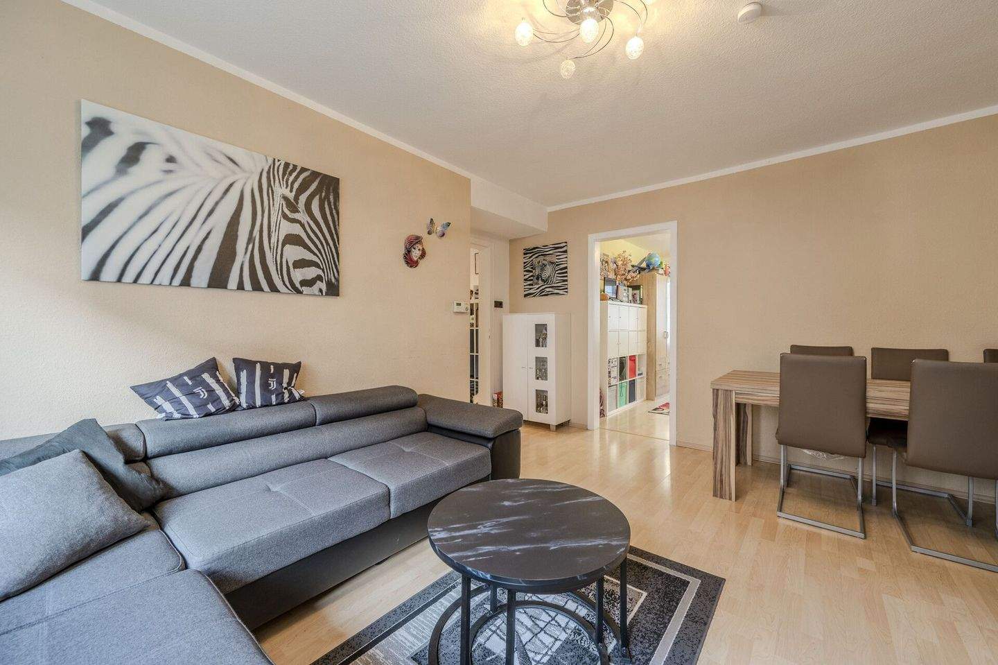 Thumbnail-Einzugsbereit am Stadtpark: 3-Zimmer mit Stellplatz