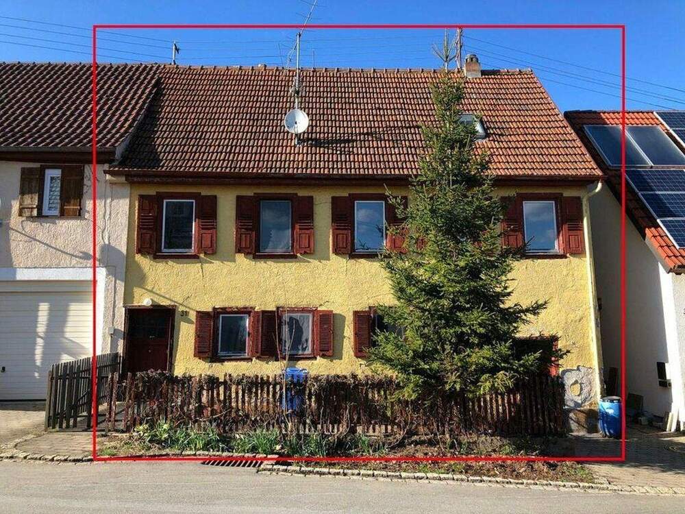 Thumbnail-Reiheneckhaus für Handwerker direkt in 72348 Rosenfeld - Reihenendhaus mit viel Platz und Charisma!