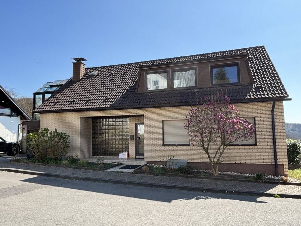 Thumbnail-Familiendomizil in Odenthal: Idyllisch gelegenes, großzügiges Wohnhaus mit vielen Möglichkeiten