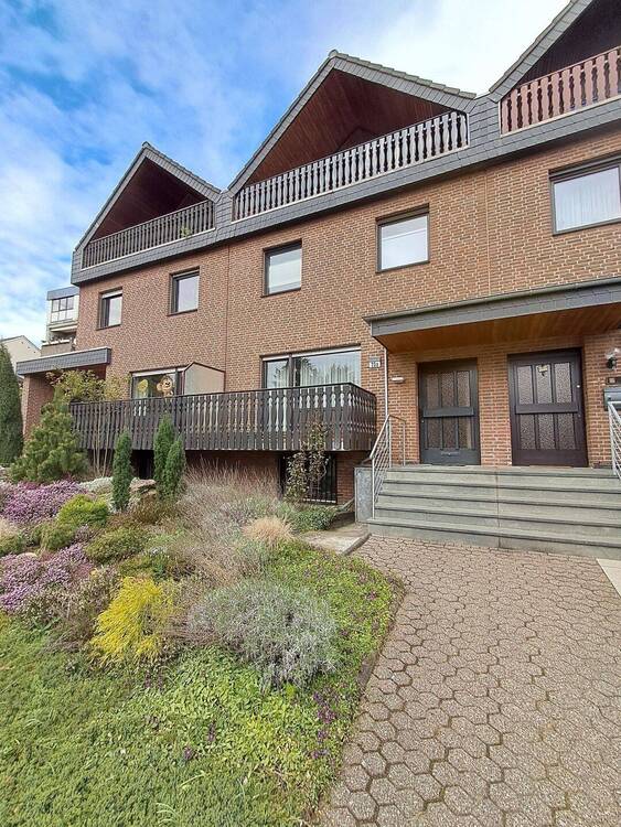 Thumbnail-Großzügiges und familienfreundliches Einfamilienhaus - viel Platz!