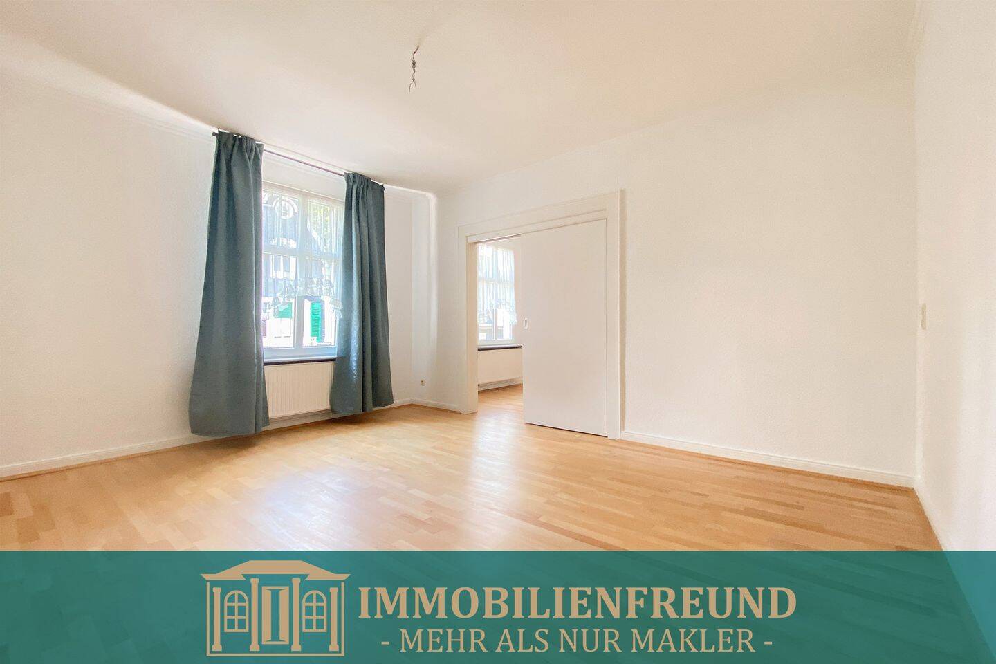 Thumbnail-Schöne und helle 3 ZKDB Wohnung in gepflegtem Altbau mit viel Charme in Wuppertal-Cronenberg