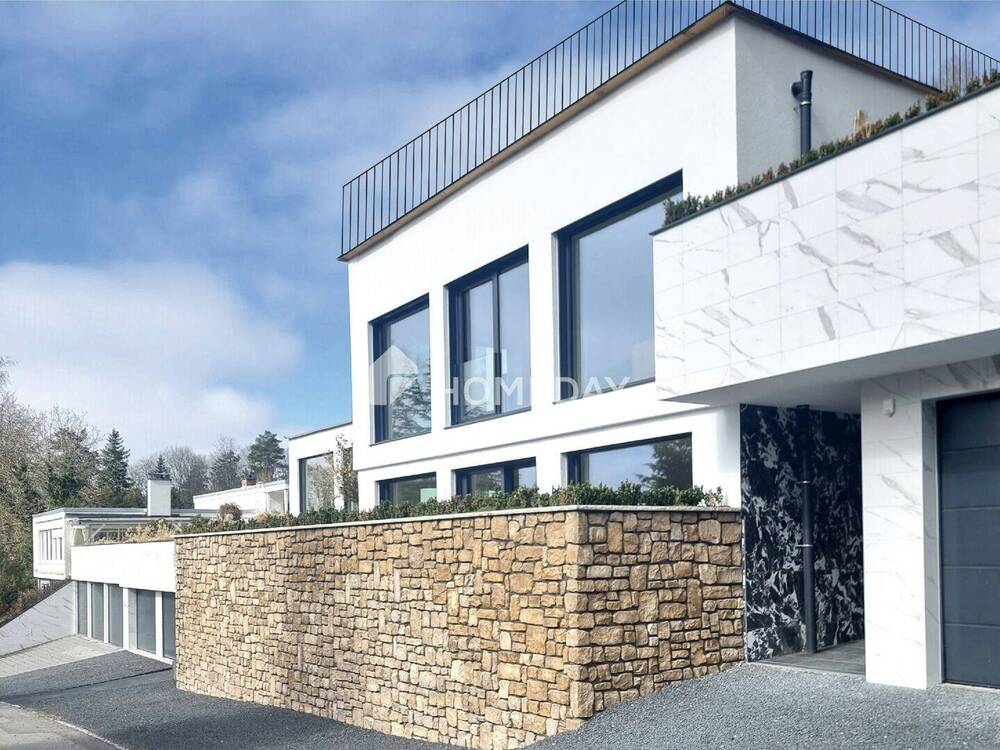 Thumbnail-Stilvolle Wohnung mit Terrasse und durchdachtem Raumkonzept auf circa 157 m²