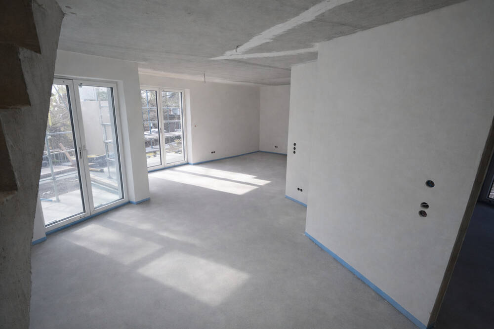 Thumbnail-Exklusive Maisonettewohnung im Dachgeschoss mit Spitzboden, Balkon und Loggia