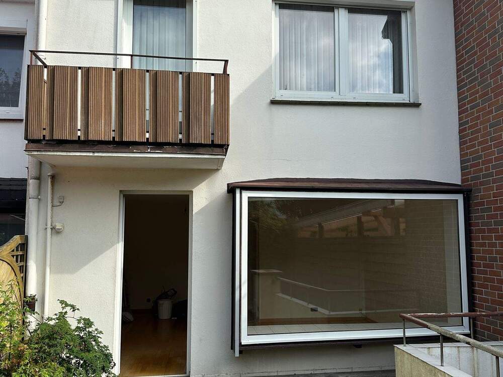 Thumbnail-Ruhig gelegenes Reihenhaus wartet auf frischen Wind