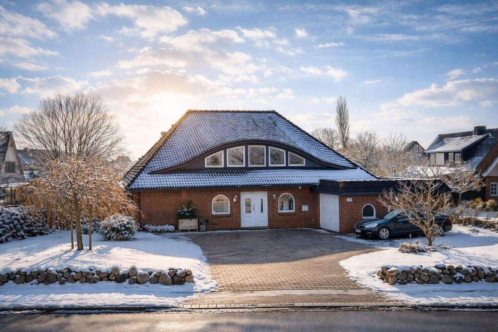 Thumbnail-Exklusives Einfamilienhaus am Elbdeich, 244m² Wohnhaus PROVISIONSFREI