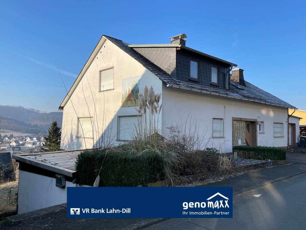 Thumbnail-Ewersbach: Wohnhaus in guter Lage mit 3 Einheiten!