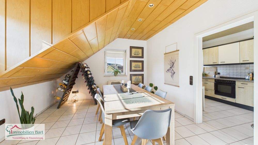 Thumbnail-SAARBURG: 86 M² WOHNUNG, 2 SZ, GÄSTE-WC IN GUTER LAGE!